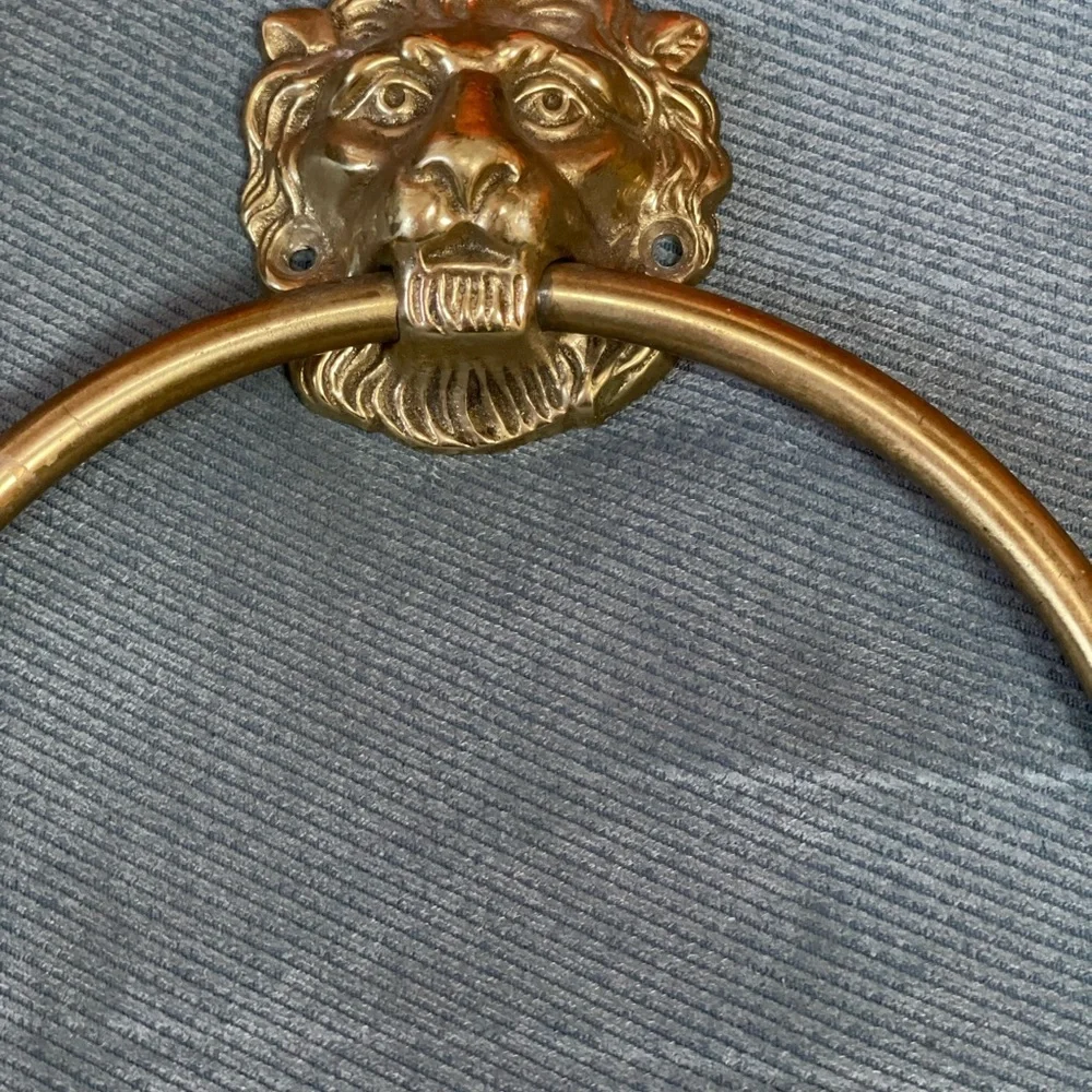Rare Vintage Brass Lion Head Towel Holder 8.5”